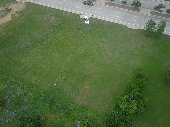 3rd image of 428 E Eldorado Pkwy