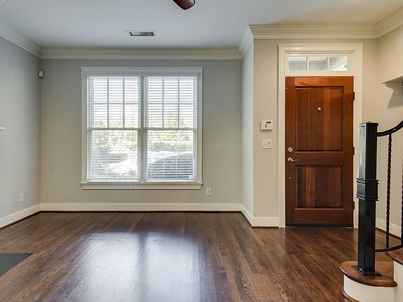 3rd image of 4244 Hillsboro Pike