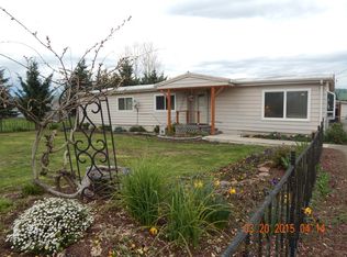 156 W Estella St, Glide, OR 97443