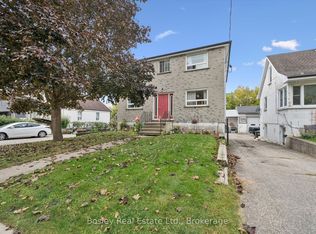 32 Jaffray St, Cambridge, ON N1R3H9