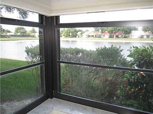 4th image of 4801 Yardarm Ln