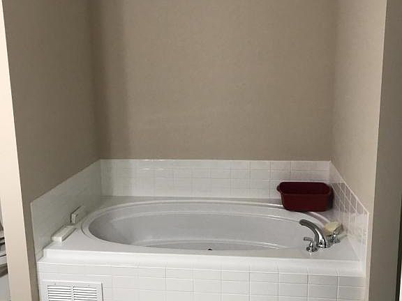 4th image of 7329 Calla Crossing Ln