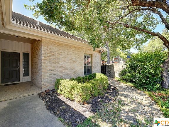 4th image of 12 Bryanston Ct