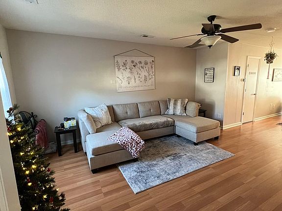 4th image of 153 Brantley Place Dr