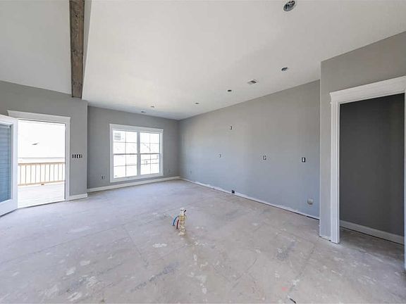 4th image of 244 Ledina Ct