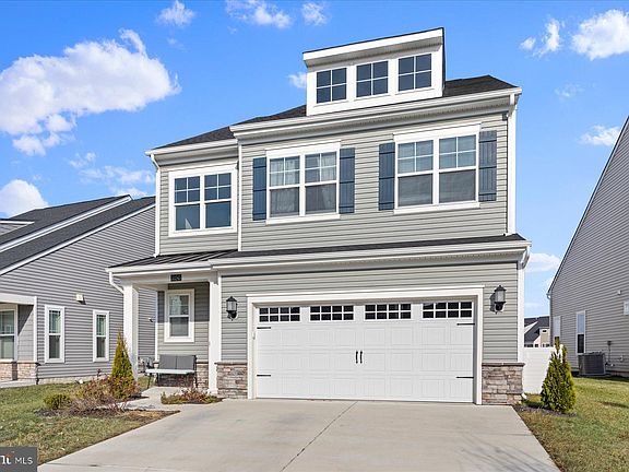 4th image of 33245 Claremont Ct