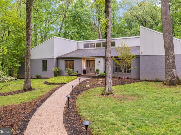23 Wally Ct, Lutherville Timonium, MD 21093