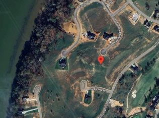 645 Ladybug Ln, Loudon, TN 37774