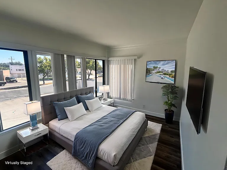 5623-5633 W Venice Blvd — Photo 15