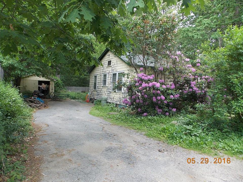 2nd image of 23 Davis Rd