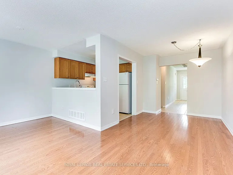 1835 McCoy Ave — Photo 8