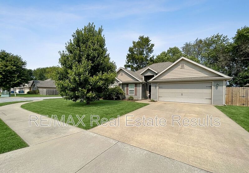 1st image of 2904 Wentworth Ave