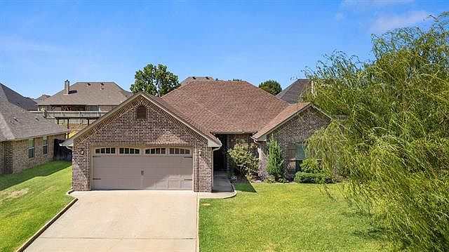 1st image of 11202 Water Oak Dr