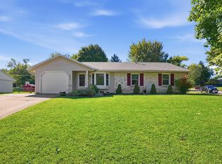1817 Marinette Dr, Springfield, OH 45503