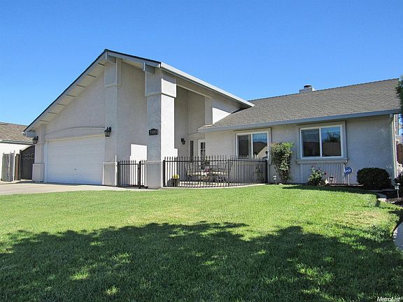 4th image of 7105 White Pine Way