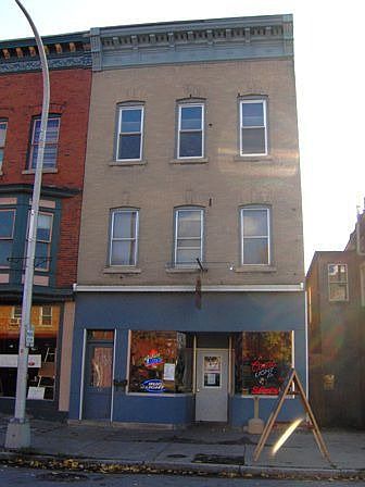 1st image of 17 W Main St