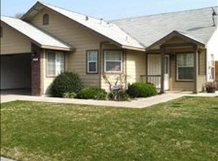 610 Monterey St, Tulare, CA 93274