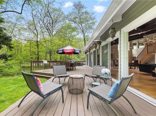 1 Brookside Way, Pt Chester, NY 10573