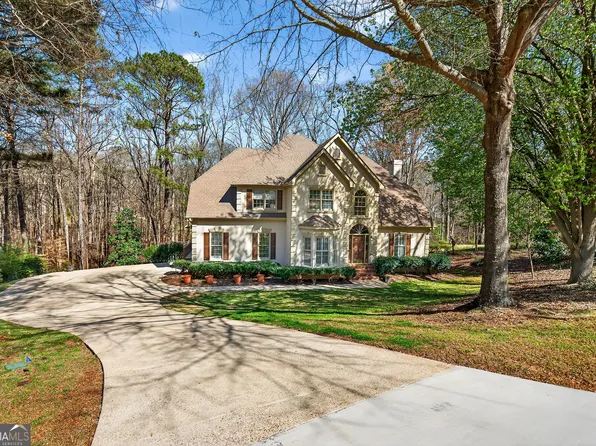 227 Ashford Cir, Lagrange, GA 30240