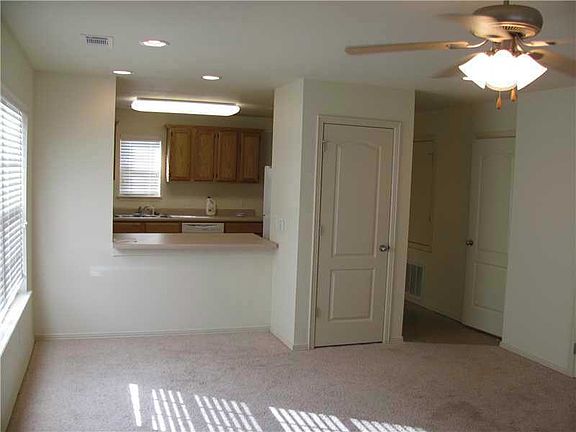 3rd image of 1429 W Netherland Way APT 1