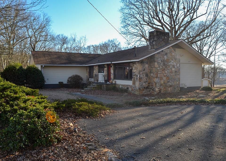 1st image of 4 Ancient Oaks Ct