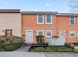 2146 Golf Course Dr, Reston, VA 20191