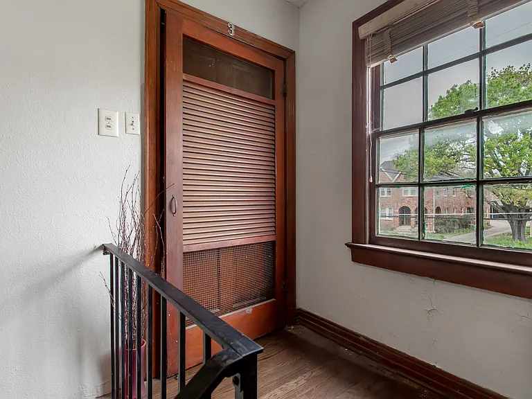 5918 La Vista Dr #3 — Photo 5