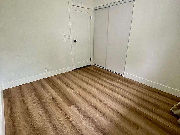 4th image of 15052 Columbia Ln #3