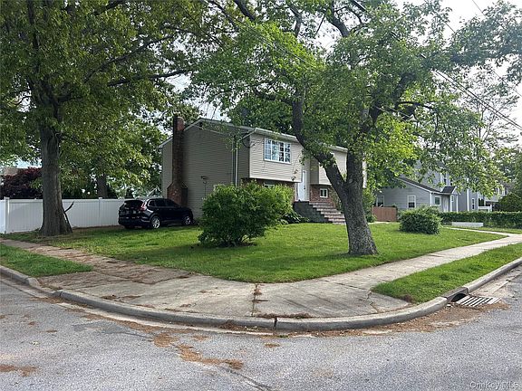 3rd image of 9 Oakley Street