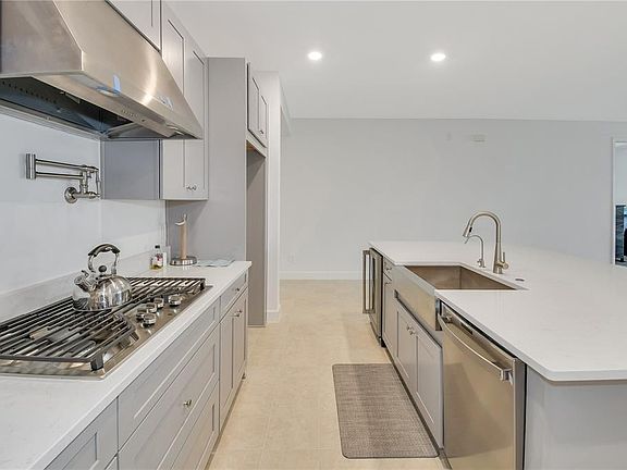4th image of 1224 WATERVIEW RIDGE CIRCLE