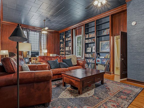 5th image of 537 Warner Ave