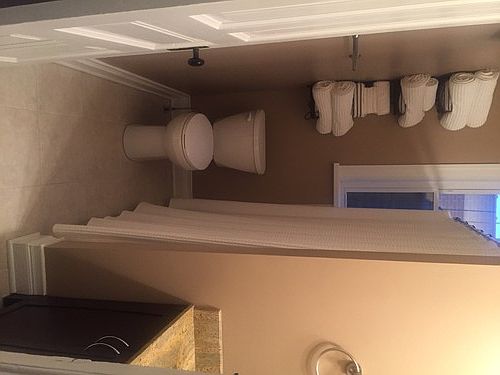 5th image of 838 N Wolcott Ave APT 3