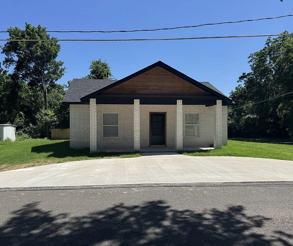 3 bed, 1548 sqft, $1,600 — Photo 3