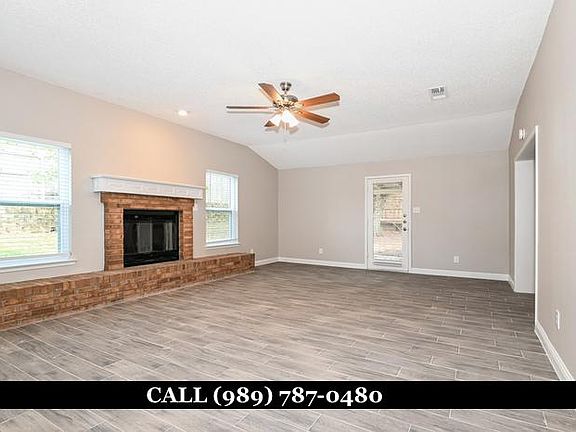 2nd image of 2509 Hilldale Blvd