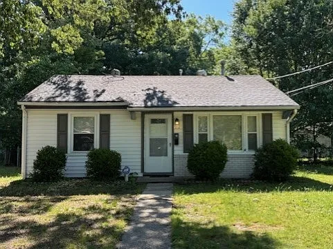 121 Pine Grove Ave Photo 1