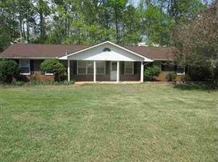 602 W Springwood Dr, Seneca, SC 29672