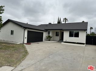 11243 Lull St, Sun Valley, CA 91352