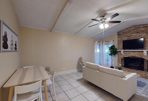 3rd image of 9104 Quail Creek Dr #A