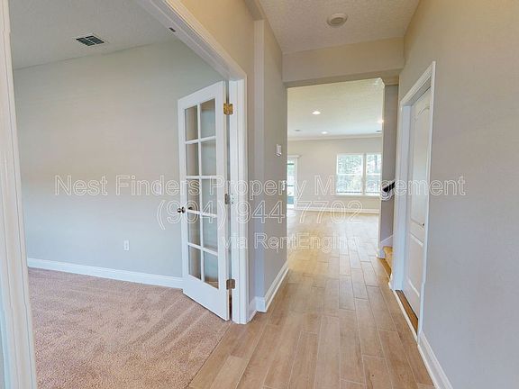 3rd image of 1025 Wilmot Pl