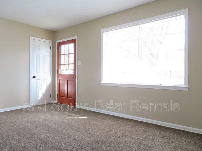 5475 Lexie St — Photo 6