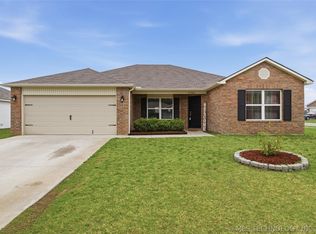 23434 S Donna Ln, Claremore, OK 74019
