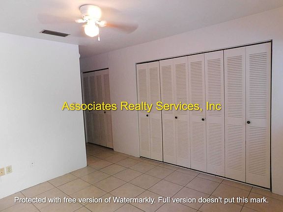 3rd image of 710 NW 16th Ave APT 10
