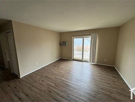 1st image of 31577 Fraser Dr APT 6