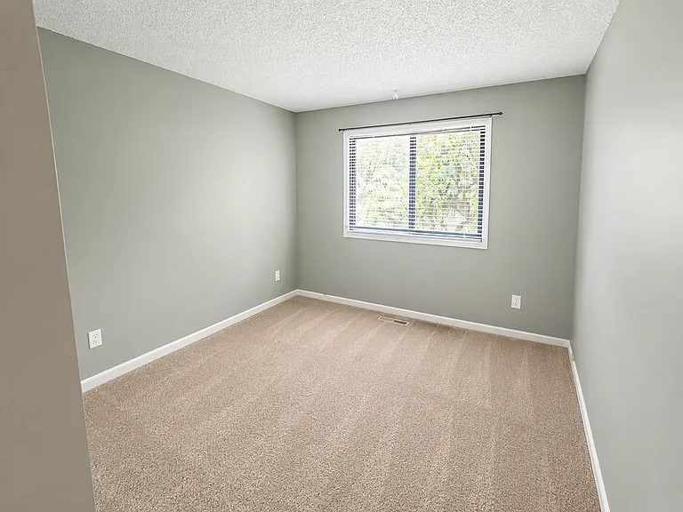 13459 Zenith Ln — Photo 8