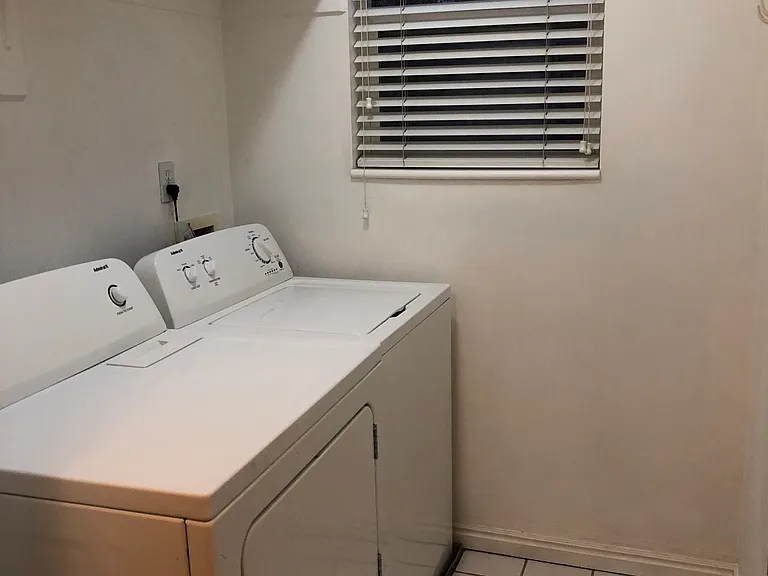 257 N Bliss Ct — Photo 14