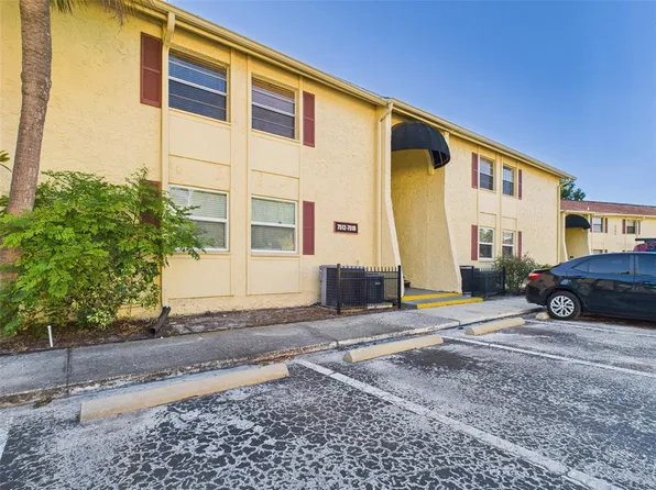 7512 Dolonita Dr, Tampa, FL 33615