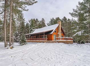 1268 Nuthatch Ln, Eagle River, WI 54521