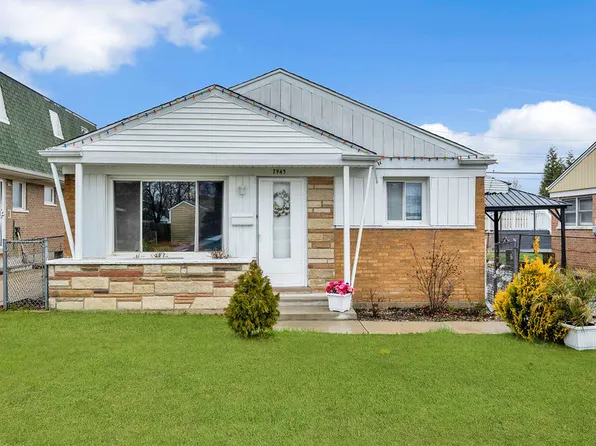 7943 S Kolmar Ave, Chicago, IL 60652