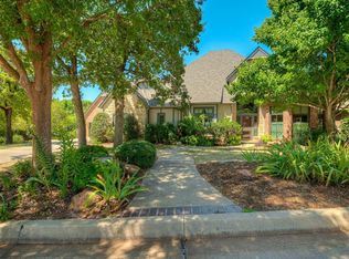 2408 Crossing Dr, Edmond, OK 73013