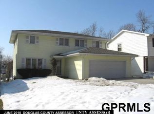 3742 S 48th St, Omaha, NE 68106